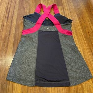 LULULEMON TANK W/BUILT IN SPORTS BRA💓